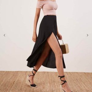 NWT Reformation Zoe Skirt in Black